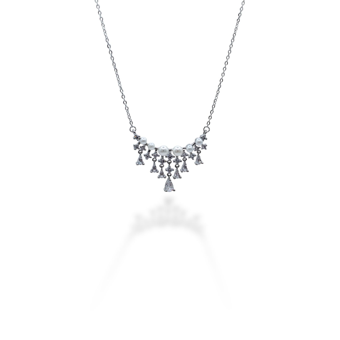 COLLAR PERLAS Y ZIRCONIAS COLGANTES