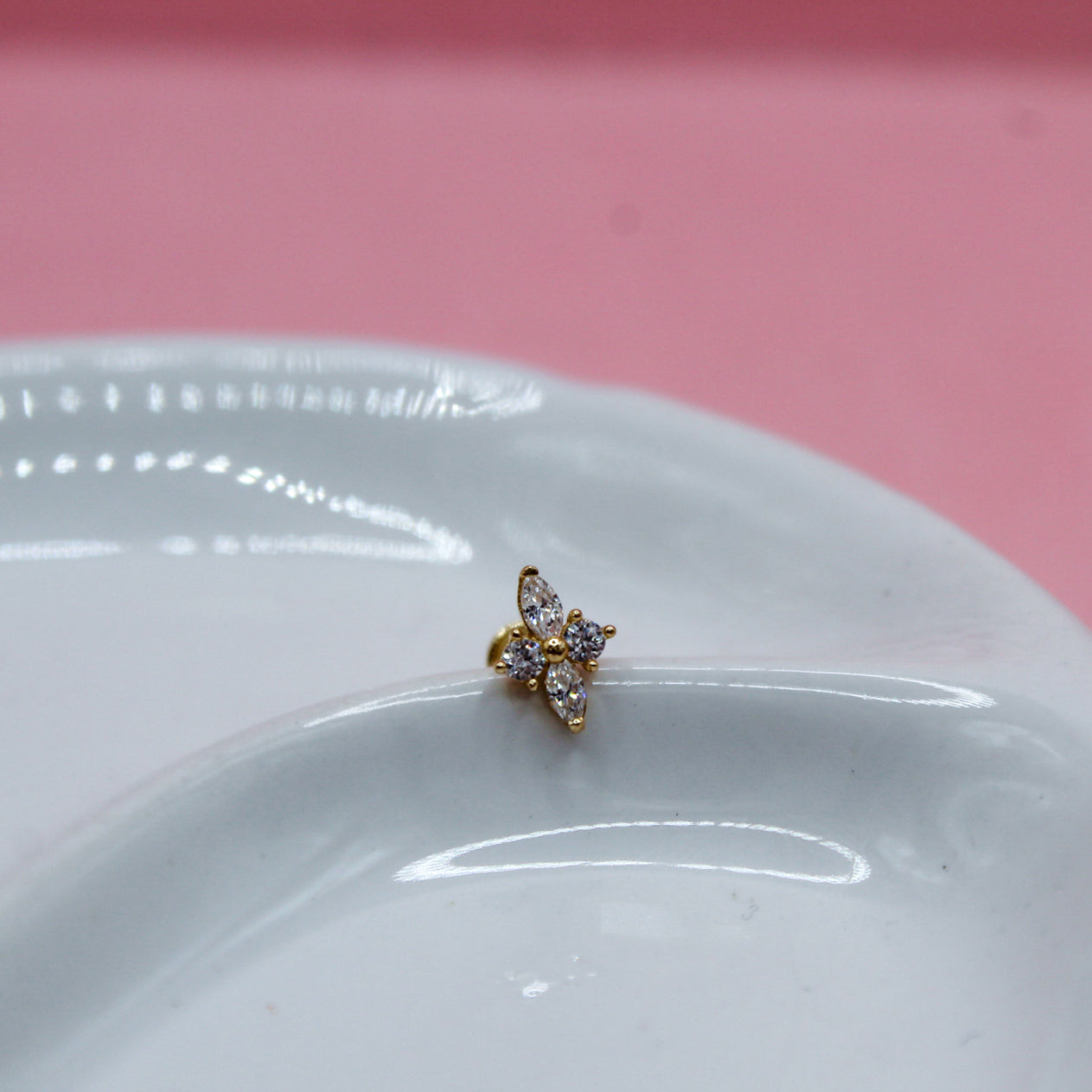 FLOR ROMBO ORO JAPONES 10K