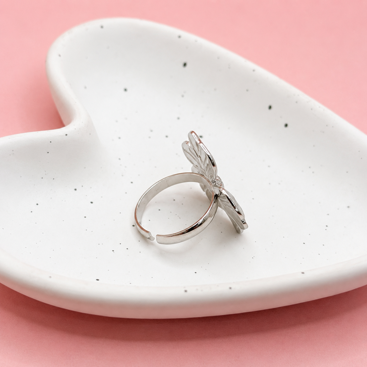 ANILLO CHUNKY FLOR IRREGULAR