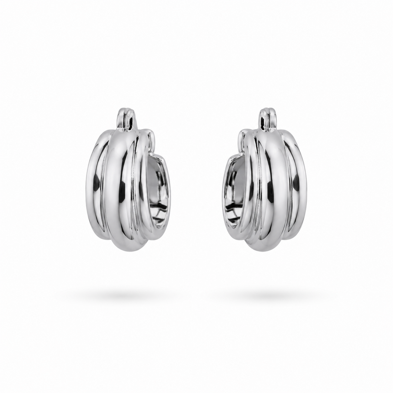 ARRACADAS CON TEXTURA LÍNEAS CHUNKY
