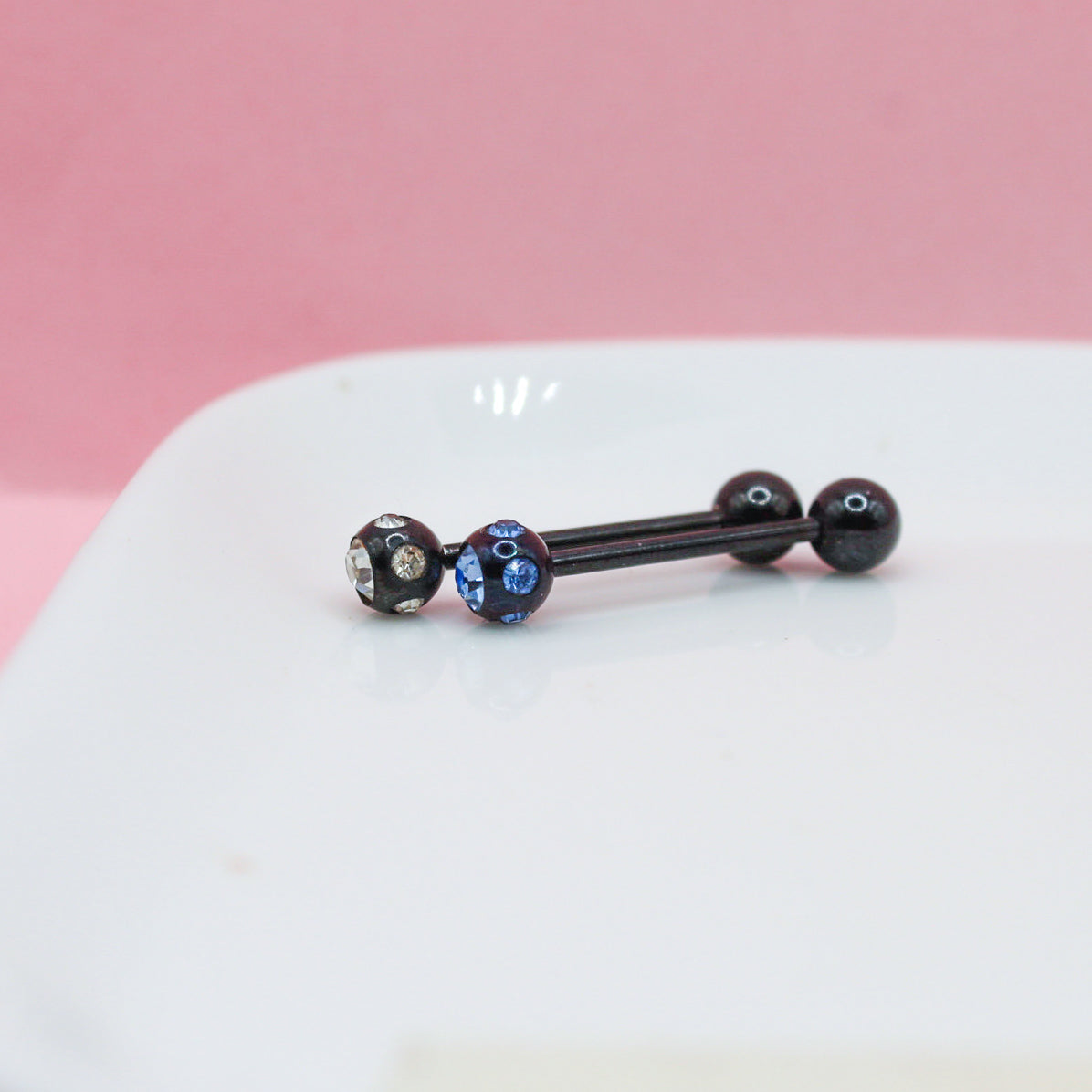 PIERCING NEGRO RECTO ZIRCONIA COLOR BOLA GRANDE 316L