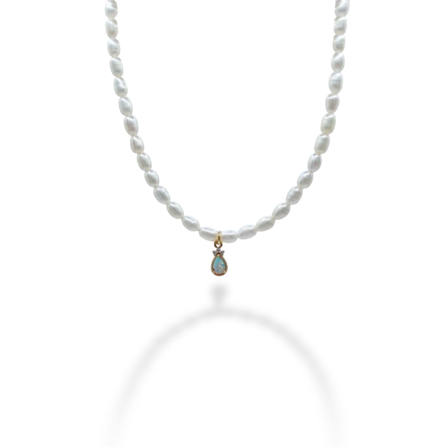 COLLAR PERLA NATURAL Y OPALO GOTA