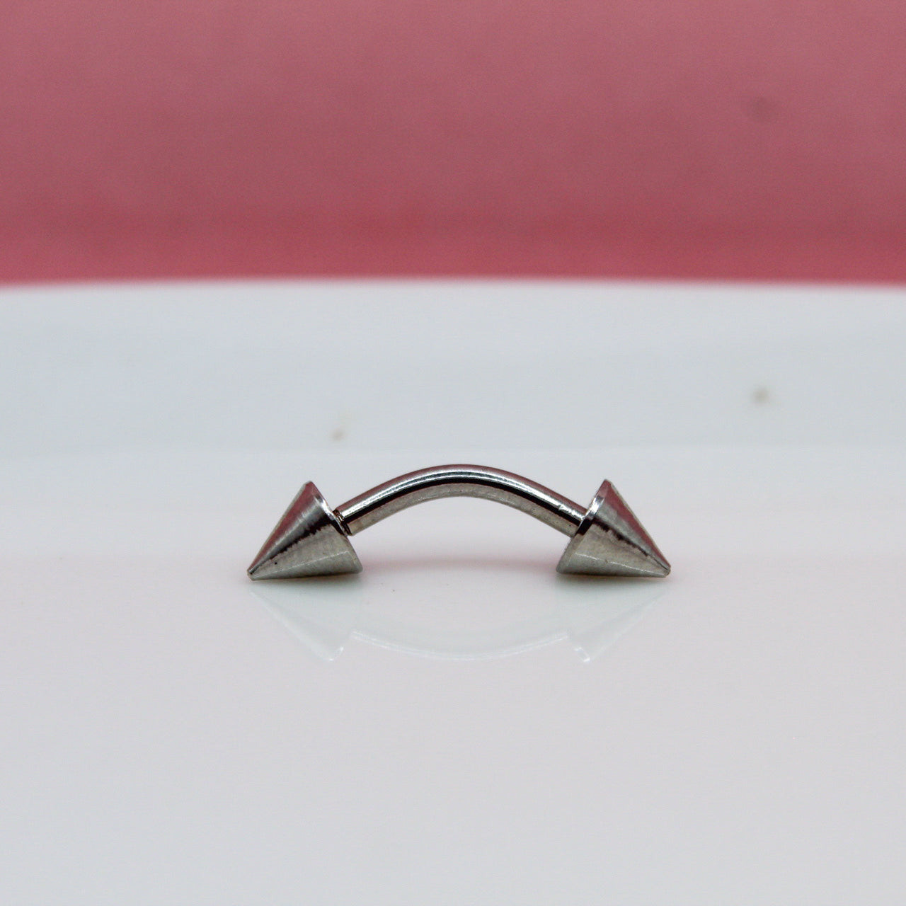 BANANA PLATEADO PICO GRANDE 316L