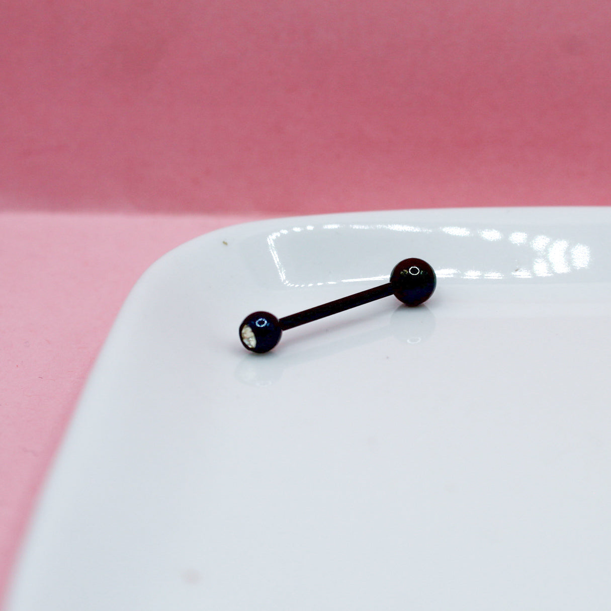 PIERCING NEGRO RECTO LISO ZIRCONIA BLANCA BOLA GRANDE 316L