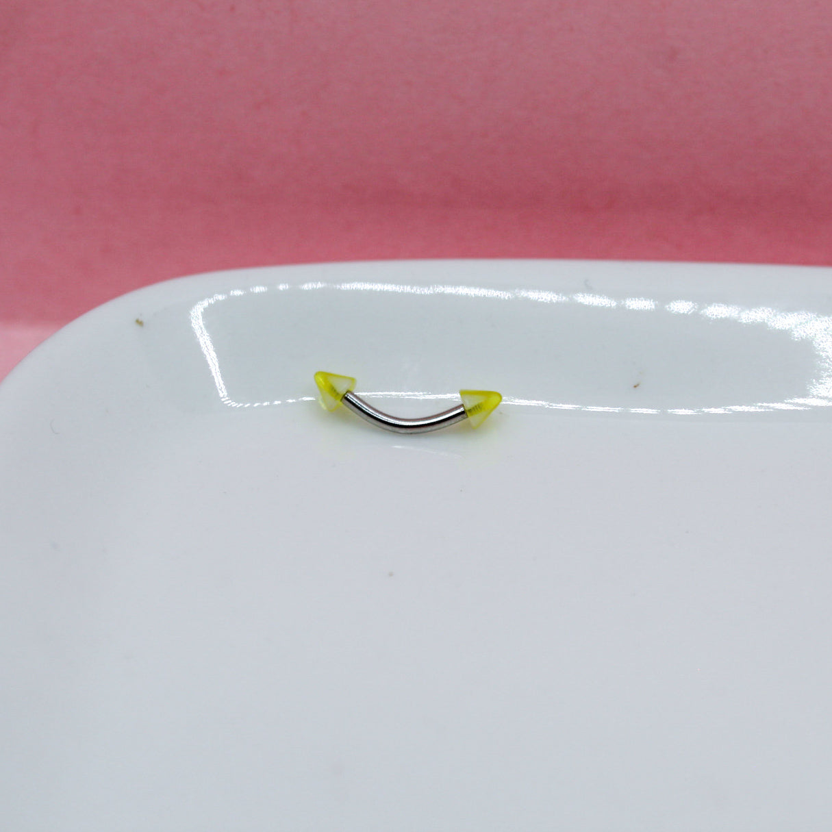 BANANA PLATEADA PICO AMARILLO PICOS BLANCOS 316L