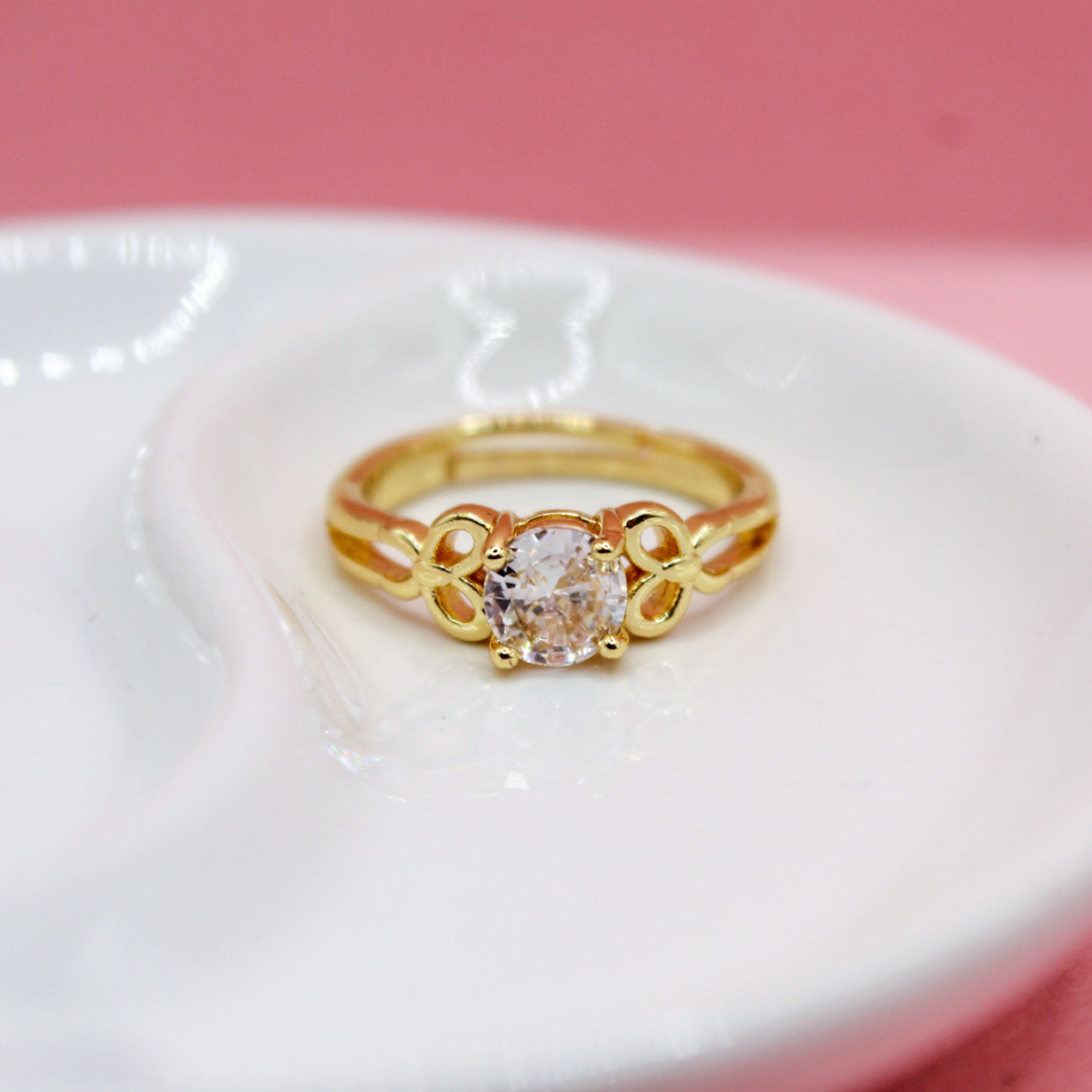 ANILLO ZIRCONIA REDONDA BANDA MOÑO