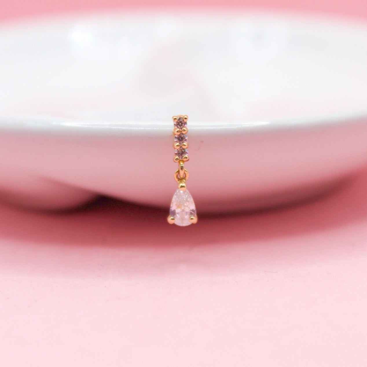 TRES ZIRCONIAS COLGANTE ZIRCONIA GOTA ORO JAPONES 10K