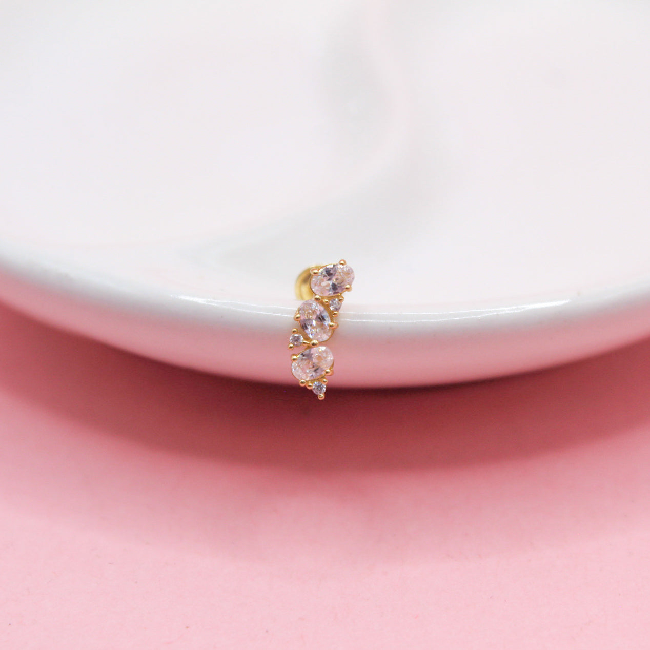 LAMBADA TRES ZIRCONIAS GRANDES Y CHICAS ORO JAPONES 10K