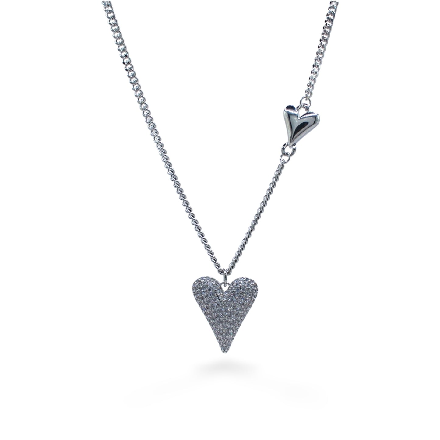 COLLAR PLATEADO CORAZÓN ZIRCONIAS CON CORAZÓN LISO
