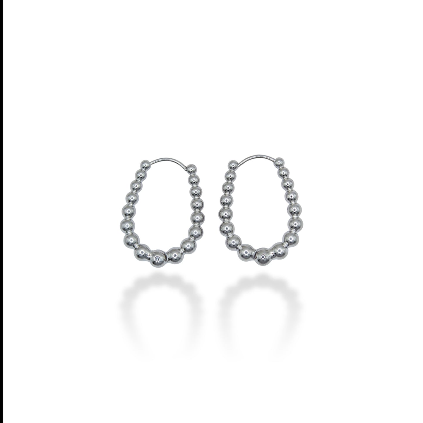 ARRACADA PLATEADA BOLITAS RECTANGULAR