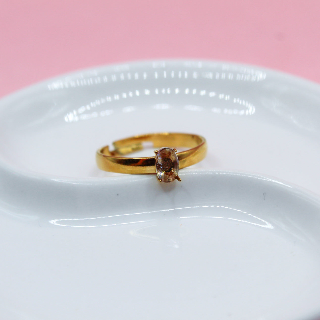 ANILLO ZIRCONIA SOLITARIA OVALADA