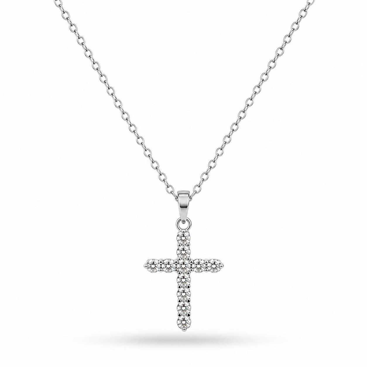 COLLAR PLATEADO CRUZ ONCE ZIRCONIAS
