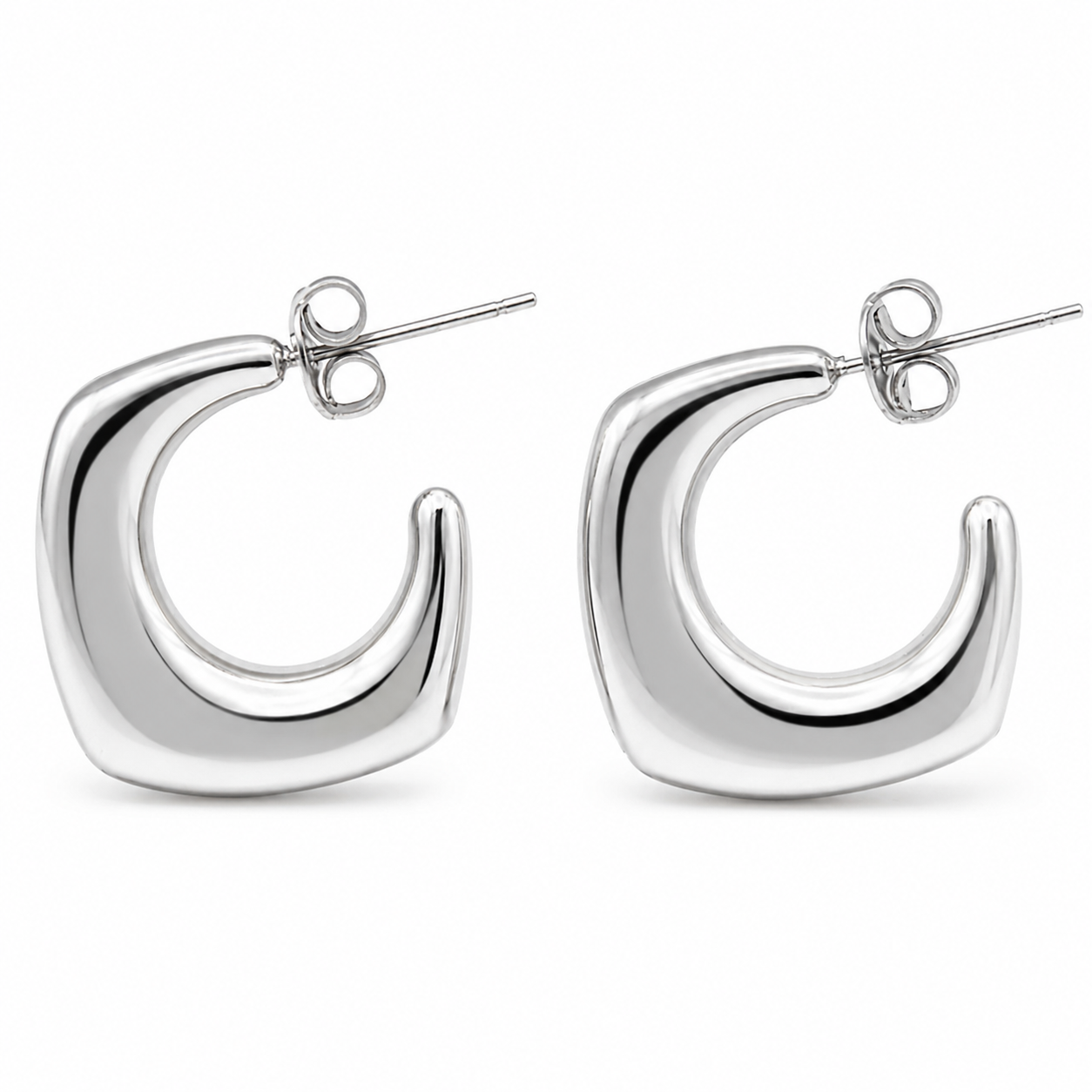 ARETES CHUNKY CUADRADOS CON TERMINACIÓN PICO