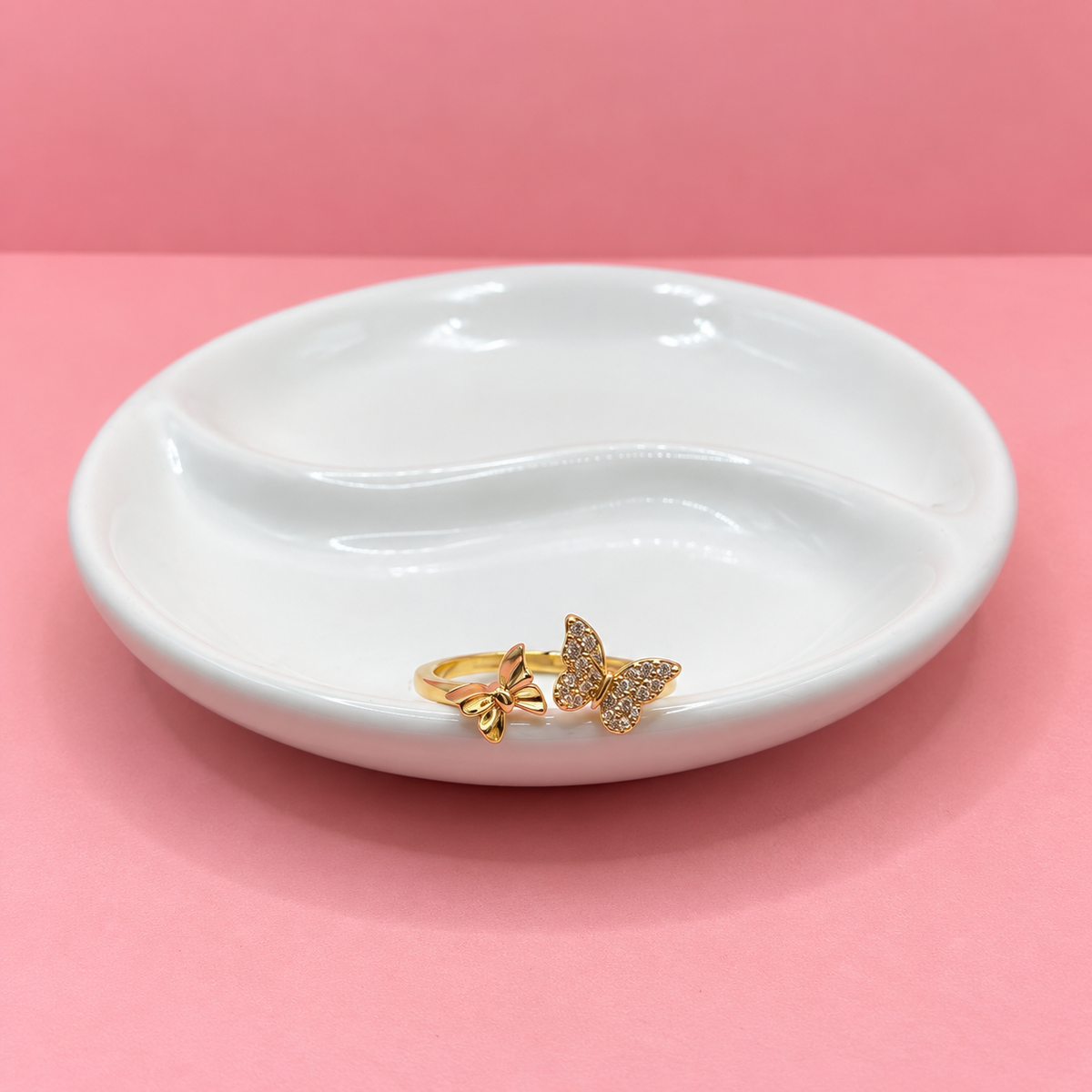 ANILLO DOS MARIPOSAS UNA ZIRCONIA UNA RELIEVE