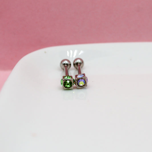 PIERCING RECTO CON CUBO Y ZIRCONIAS BOLA MEDIANA 316L