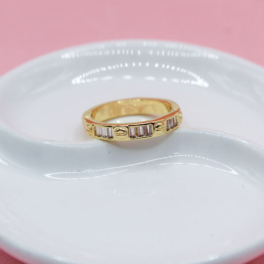 ANILLO GRUESO TIPO CARTXR Y ZIRCONIAS RECTANGULARES