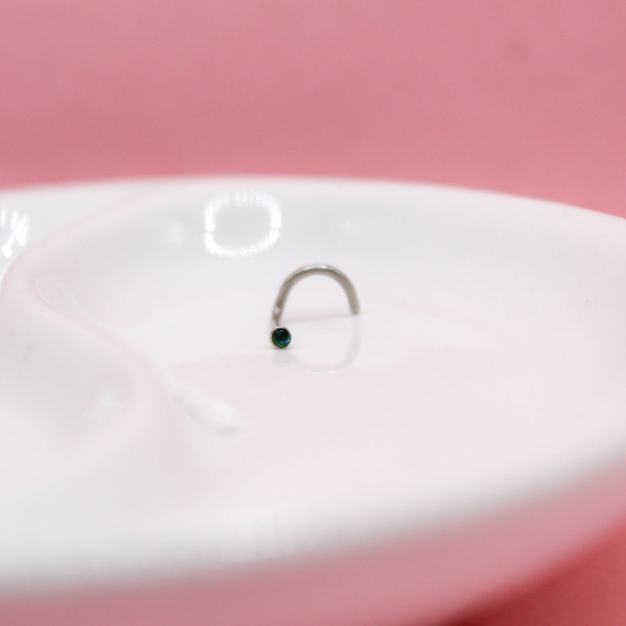 NOSTRIL PLATEADO ZIRCONIA BICEL CHICO 316L