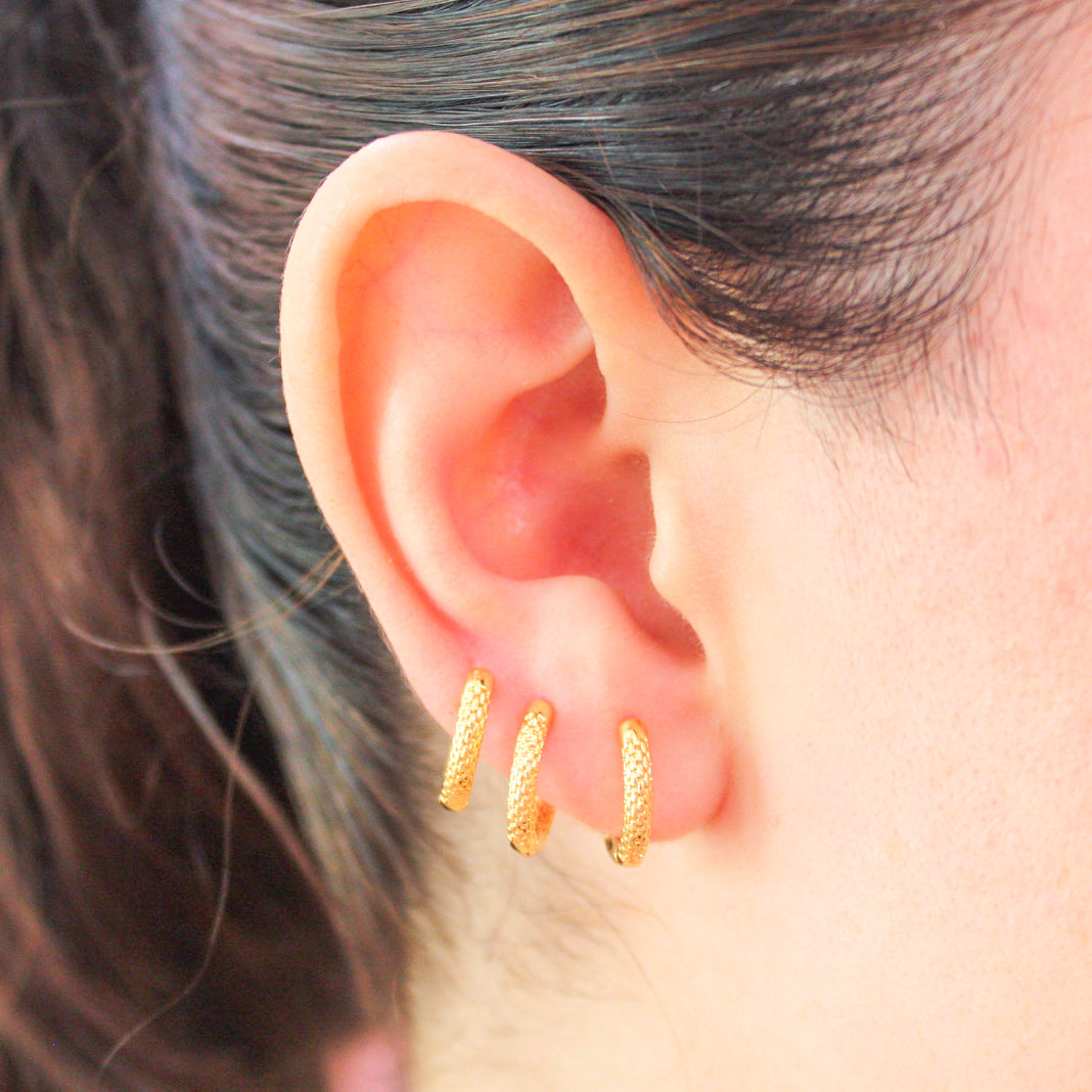 ARRACADAS TEJIDAS REDONDAS