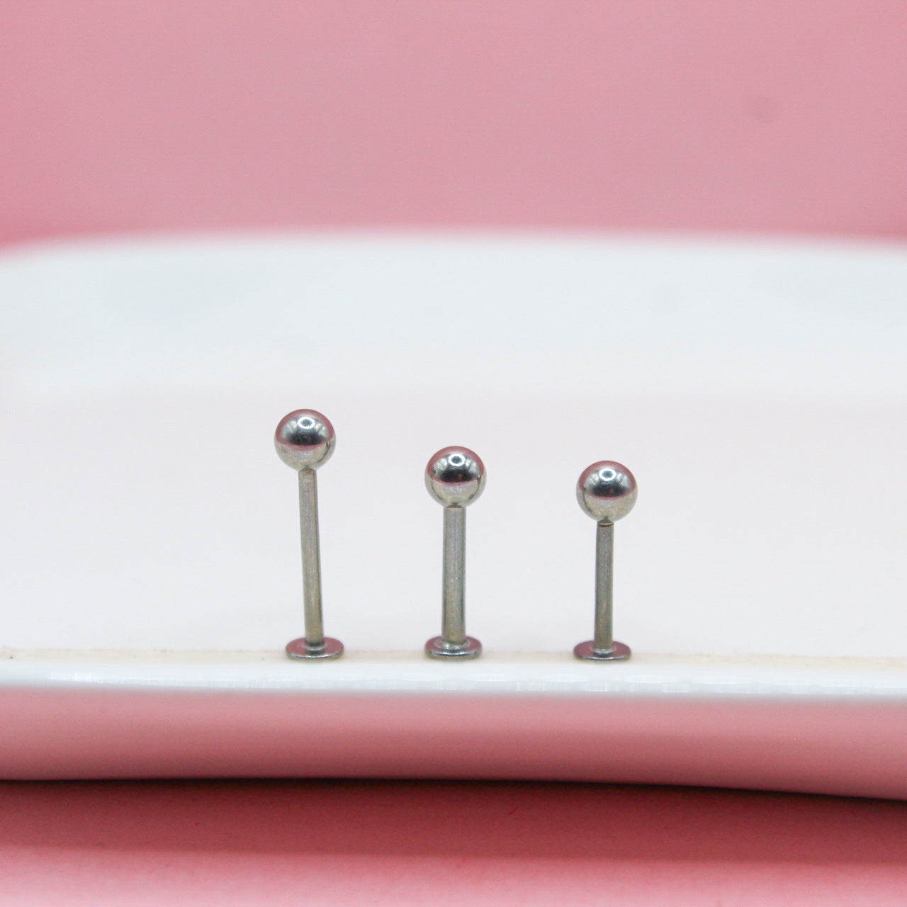 LABRET PLATEADO BOLA GRANDE 316L