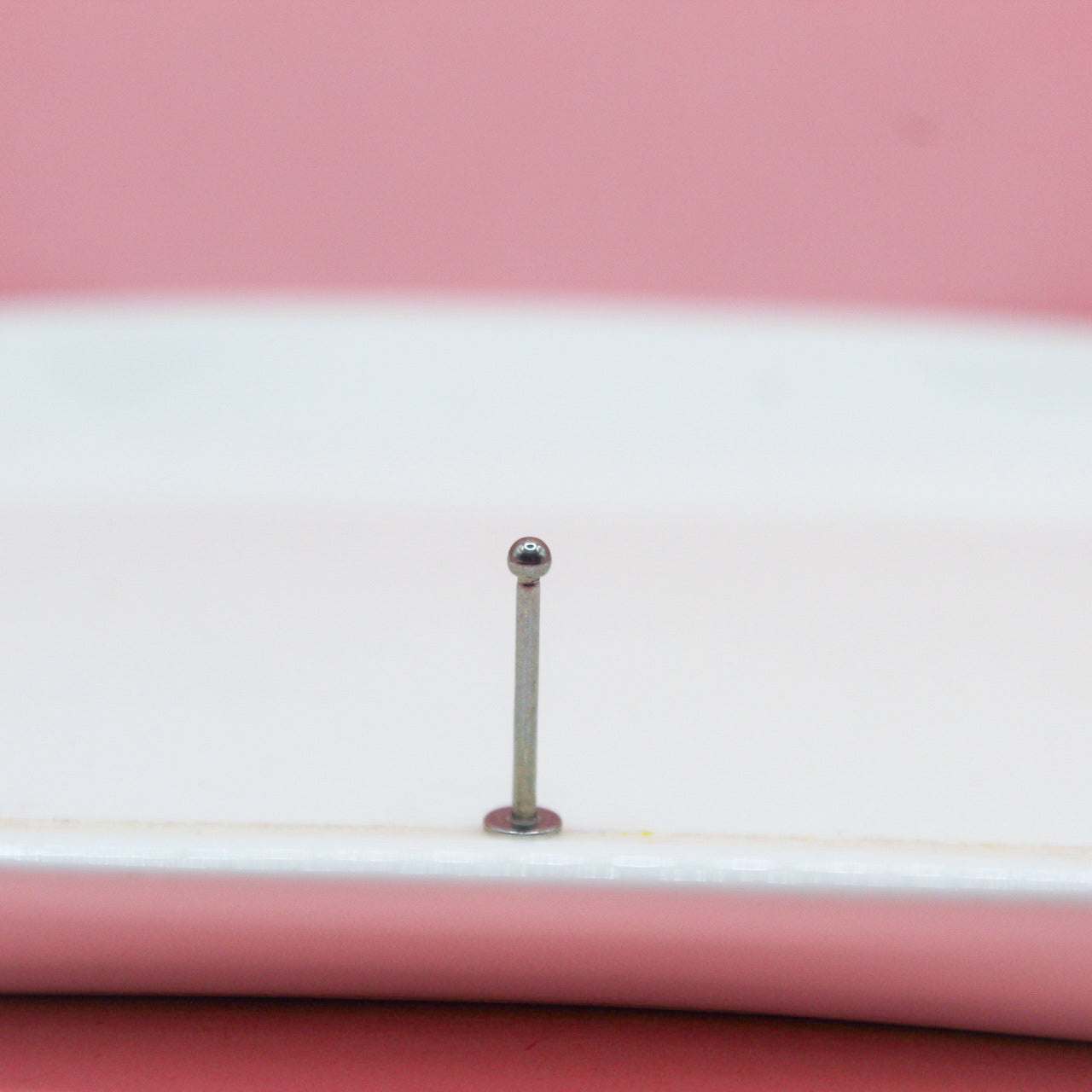 LABRET PLATEADO BOLA CHICA 316L