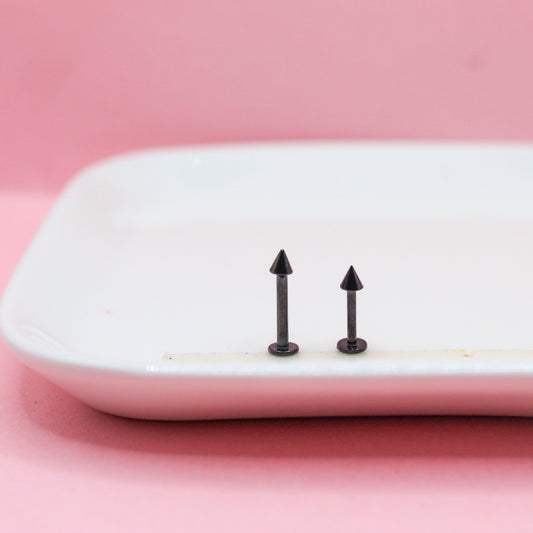 LABRET NEGRO PICO MEDIANO 316L