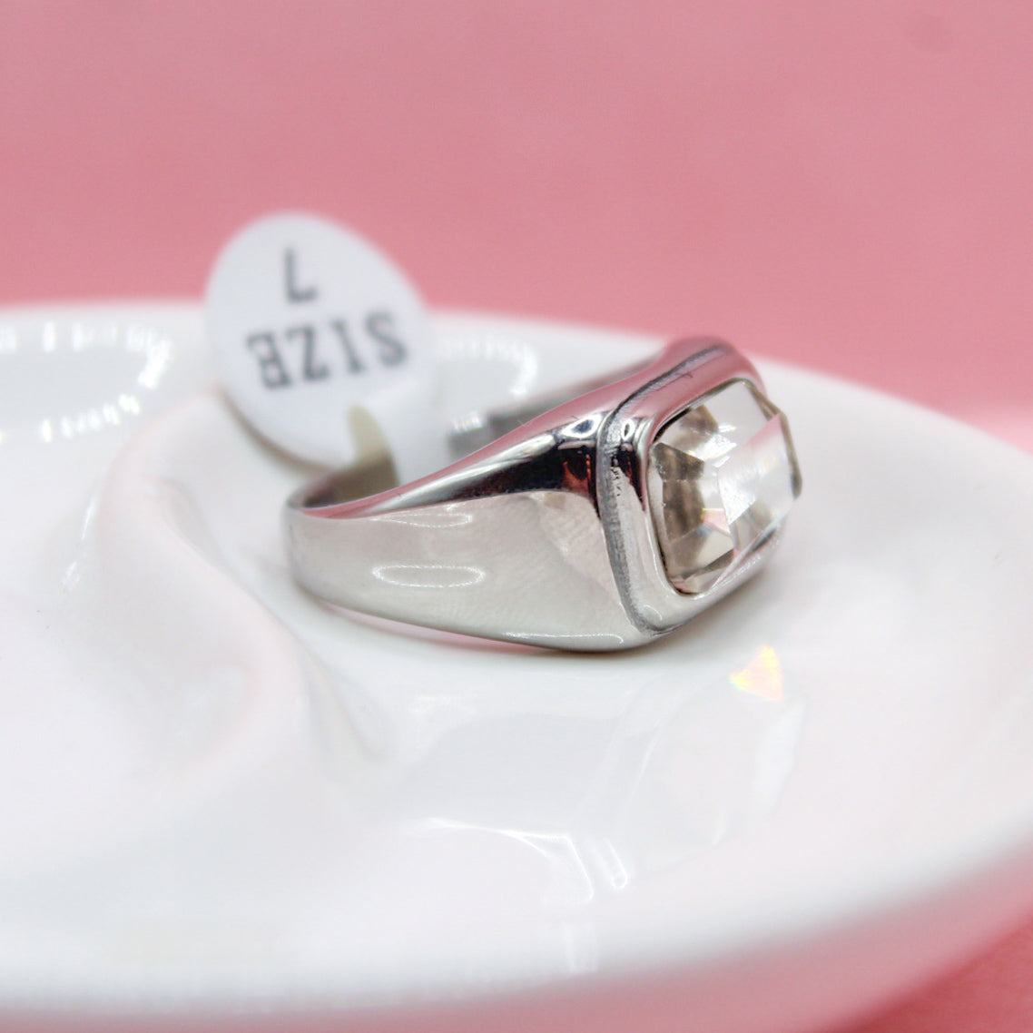 ANILLO PLATEADO ANCHO ZIRCONIA BLANCA RECTANGULAR