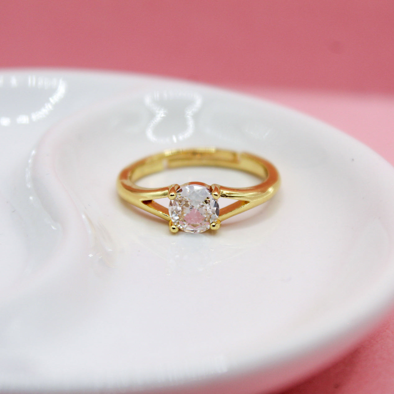 ANILLO ZIRCONIA REDONDA BANDA V