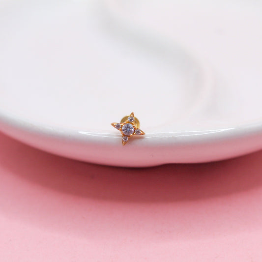 ESTRELLA CHICA CUATRO PICOS Y ZIRCONIAS ORO JAPONES 10K