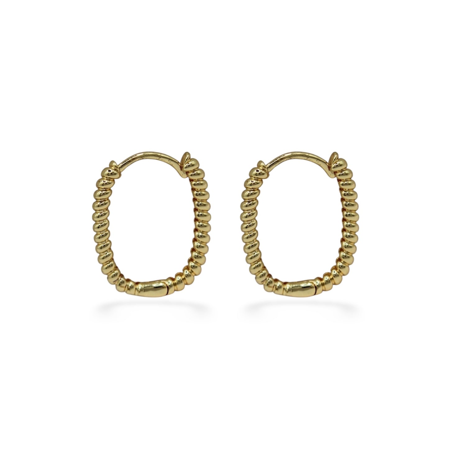 ARRACADAS RECTANGULARES BOLITAS