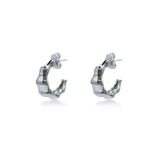 MEDIAS ARRACADAS PLATEADAS TIPO CONCHA