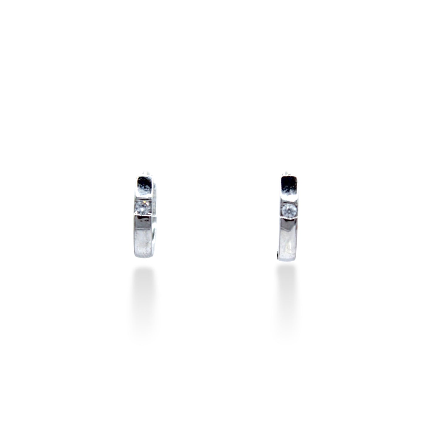 ARRACADA PLATEADA UNA MINI ZIRCONIA