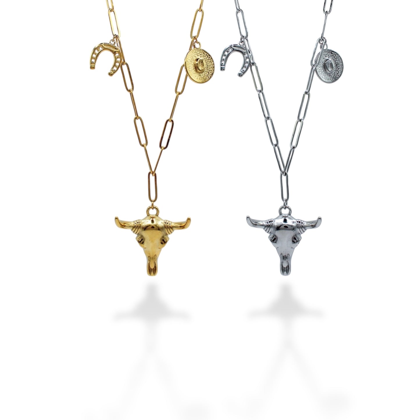 COLLAR CRANEO VACA HERRADURA Y SOMBRERO