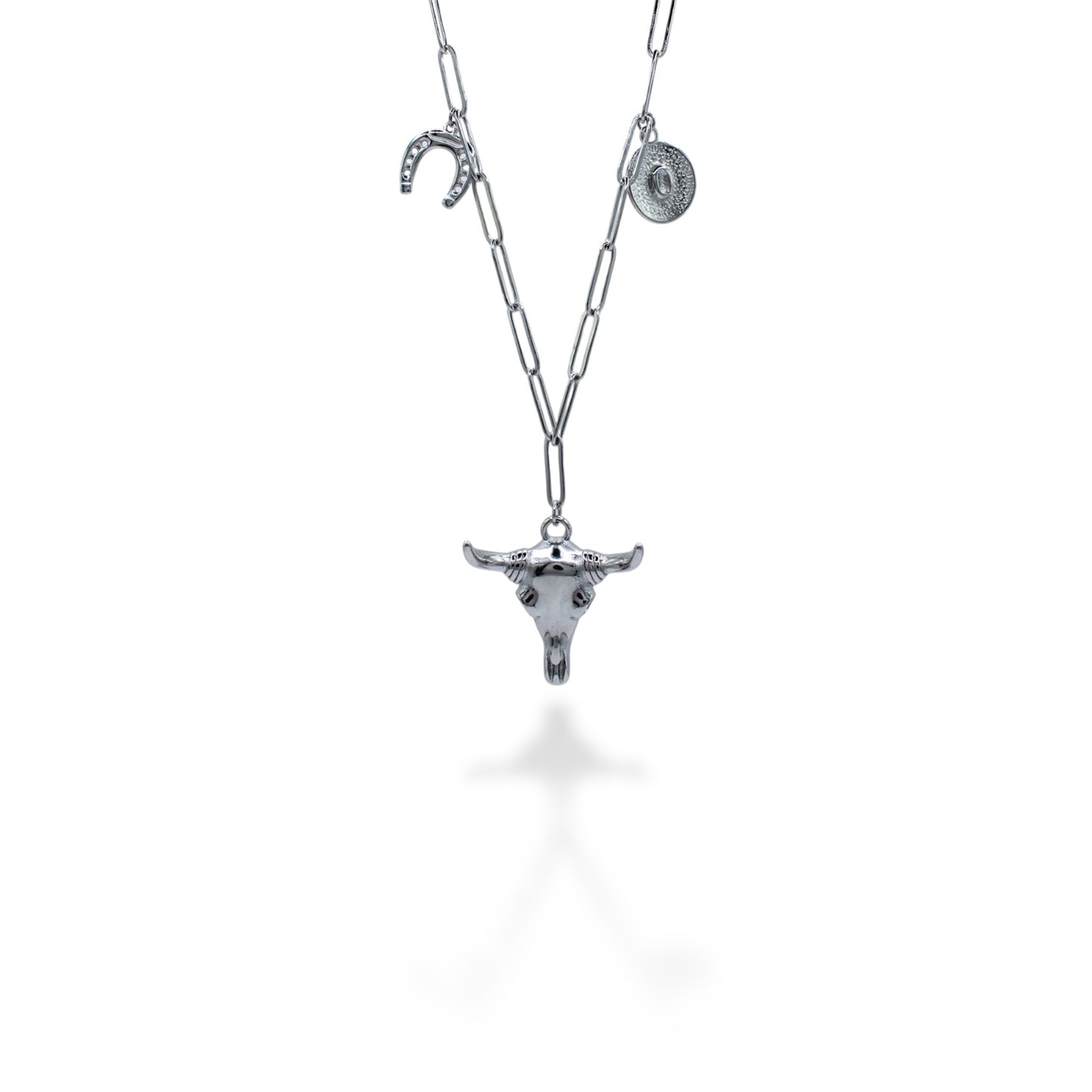 COLLAR CRANEO VACA HERRADURA Y SOMBRERO